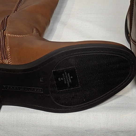 NEW Tommy Hilfiger Womens SHYENNE Equestrian Riding Boot Sz 8 brown - Picture 6 of 6